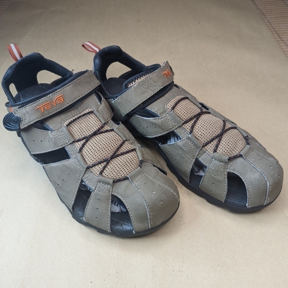 Teva Men's Deacon Fisherman Sandal Brown 6968 Hook & Loop Mesh Water-Resistant 1 - Picture 1 of 11